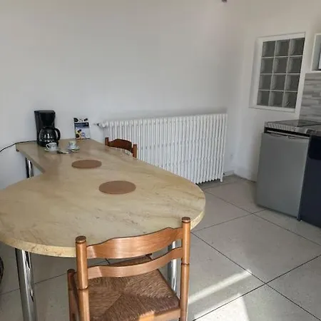 Apartman Un T2 Confort Spacieux - Sjt Alençon